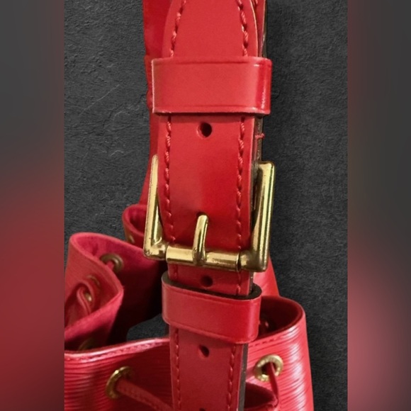 Louis Vuitton Shoulder Bag Petit Noe Epi Leather Red Drawstring Purse M44107 - Picture 13 of 14